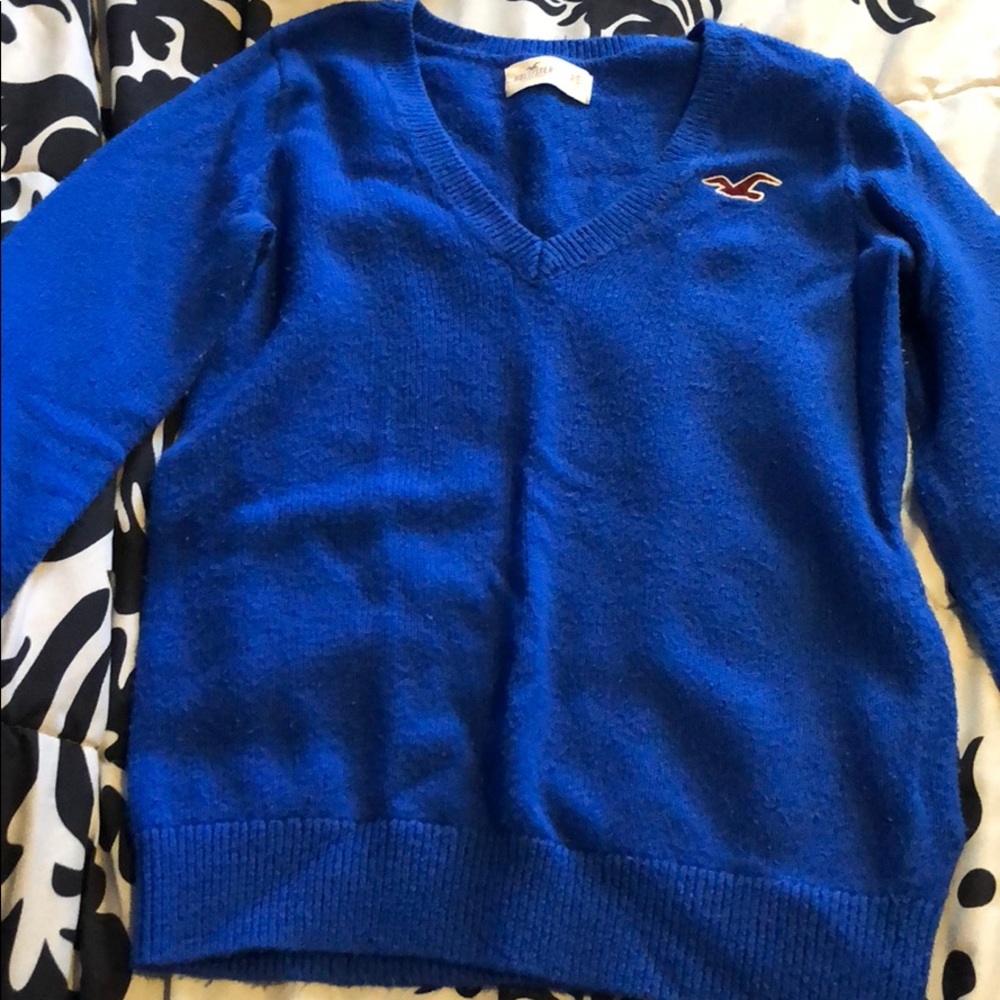 Blue Hollister v-neck sweater